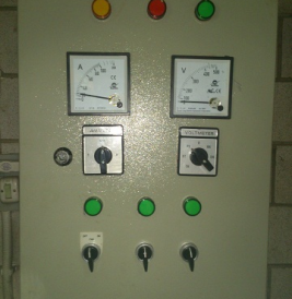 Tủ điện điều khiển